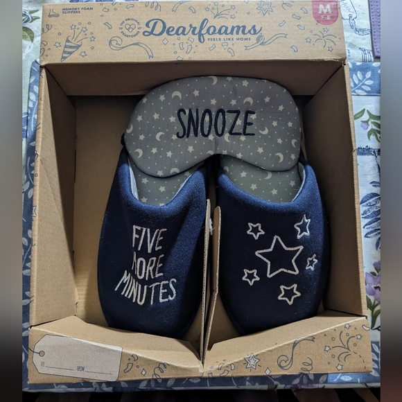 Dearfoam Shoes - Women's Dearfoam Slippers